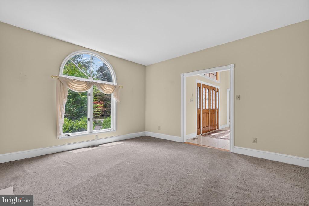 206 BRADDOCK MILL ROAD