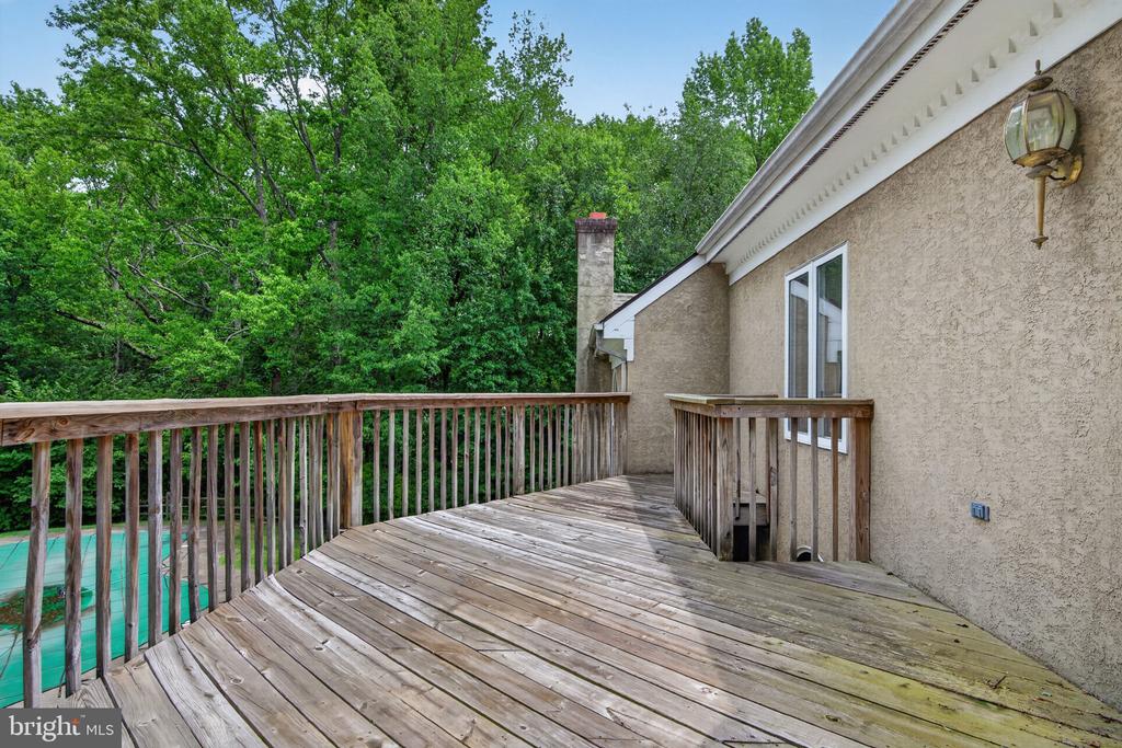 206 BRADDOCK MILL ROAD