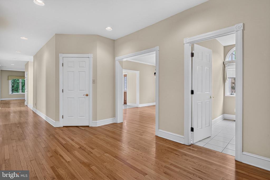 206 BRADDOCK MILL ROAD