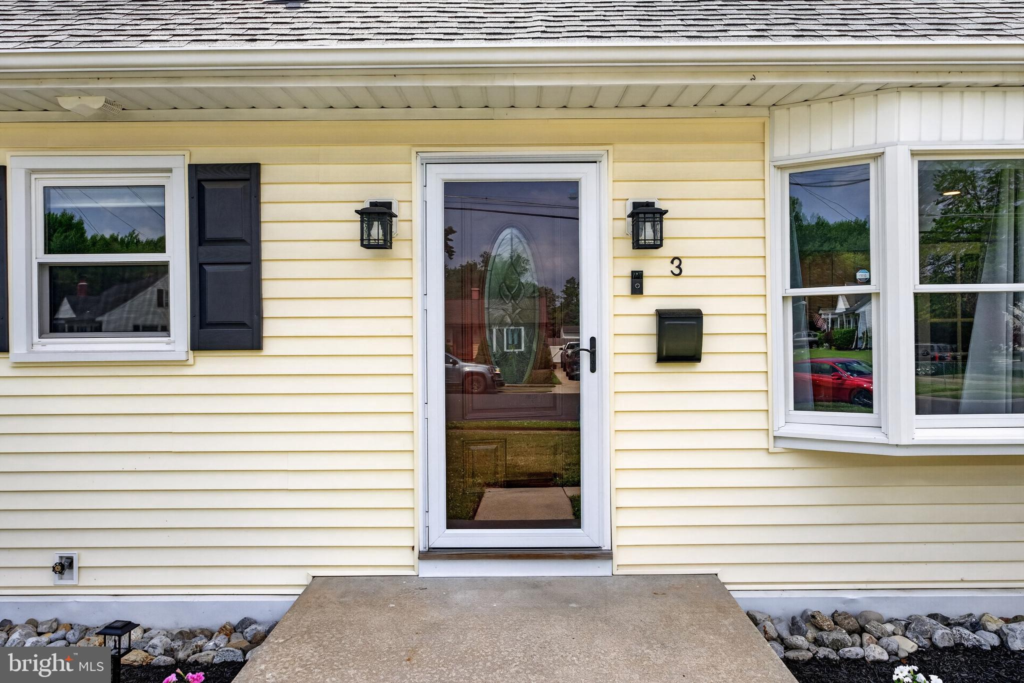 3 WALDEN ROAD