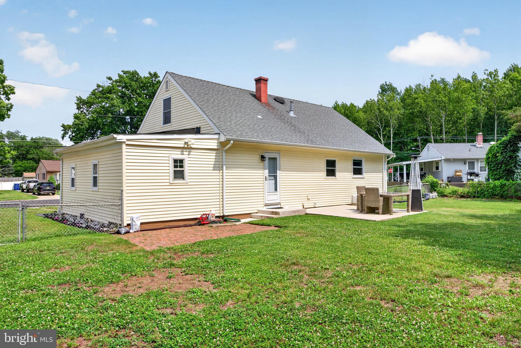 3 WALDEN ROAD