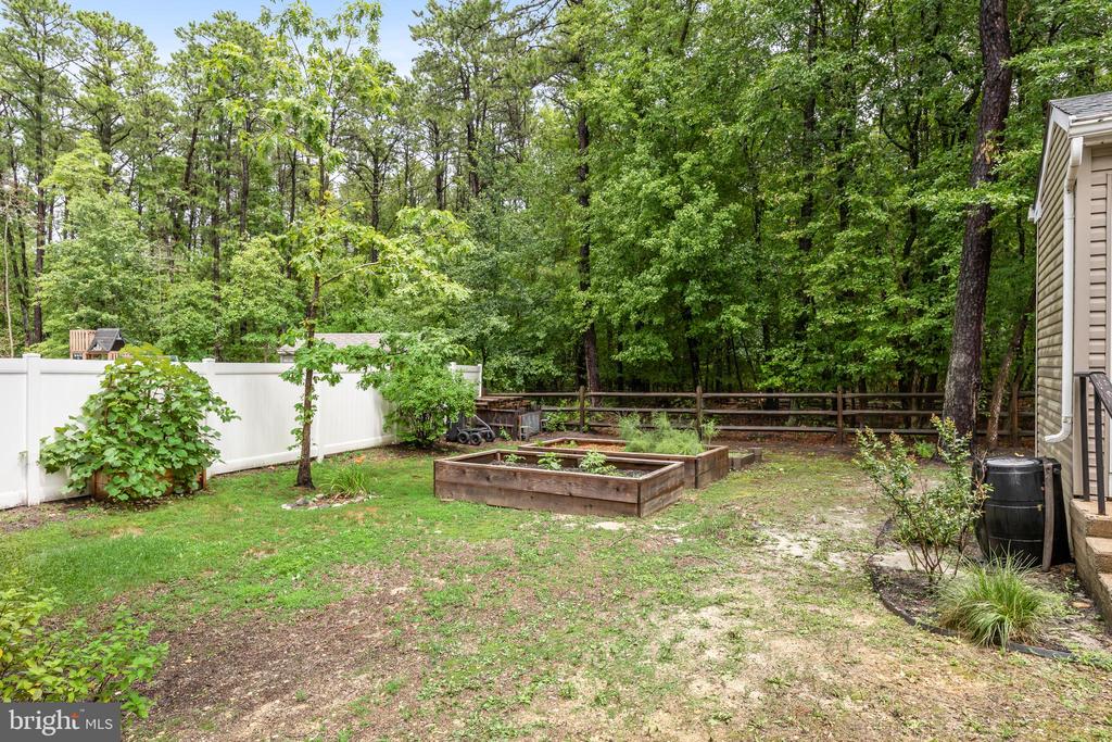 18 SHERWOOD DRIVE