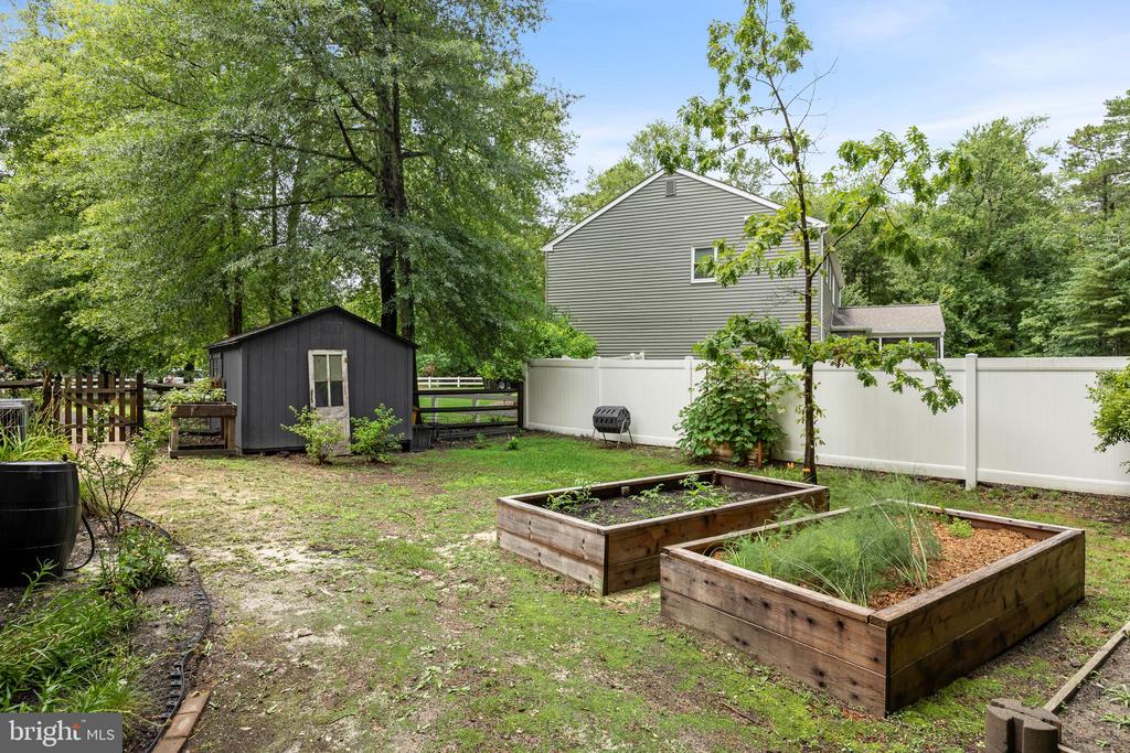 18 SHERWOOD DRIVE