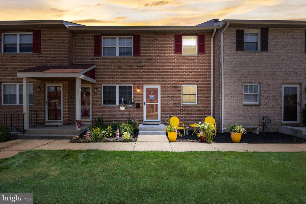 24 EAVES MILL ROAD