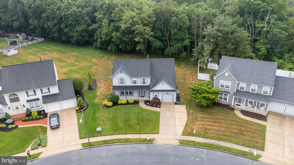 5 ELKINS LANE