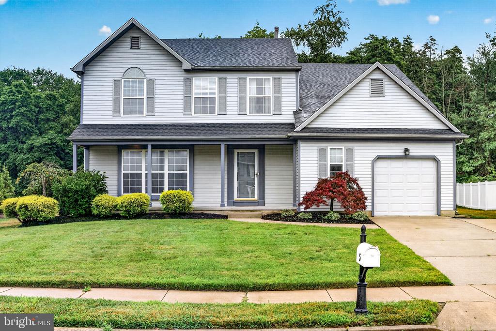 5 ELKINS LANE