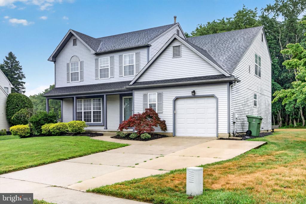 5 ELKINS LANE