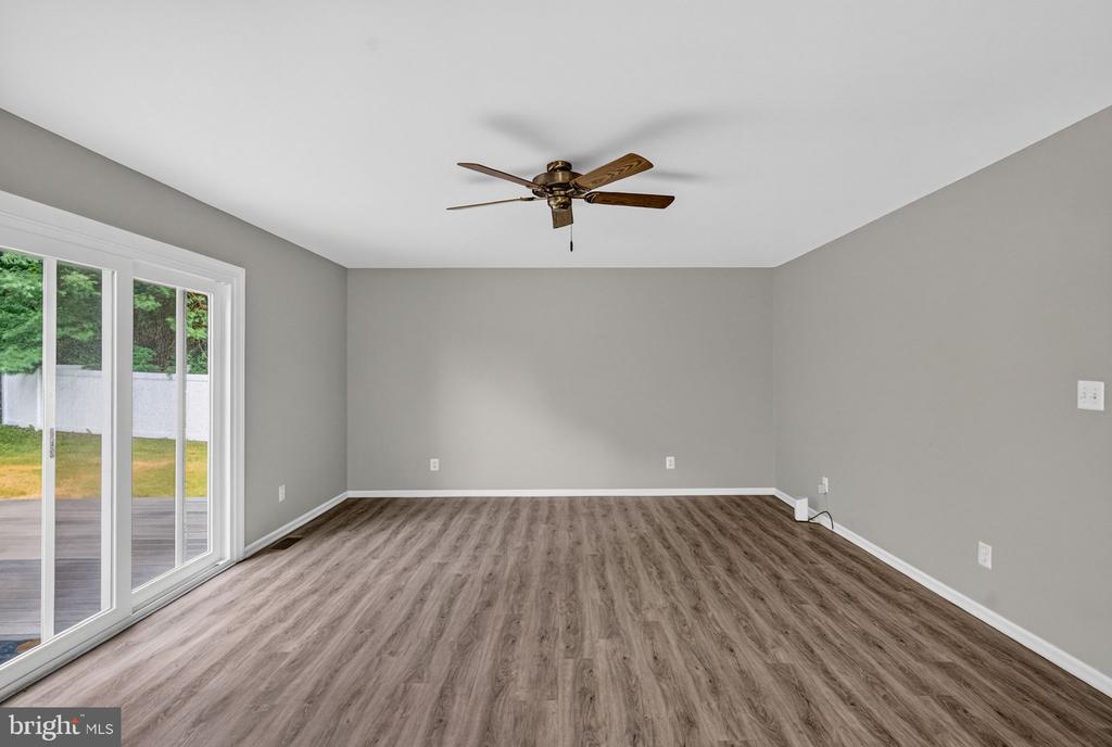5 ELKINS LANE