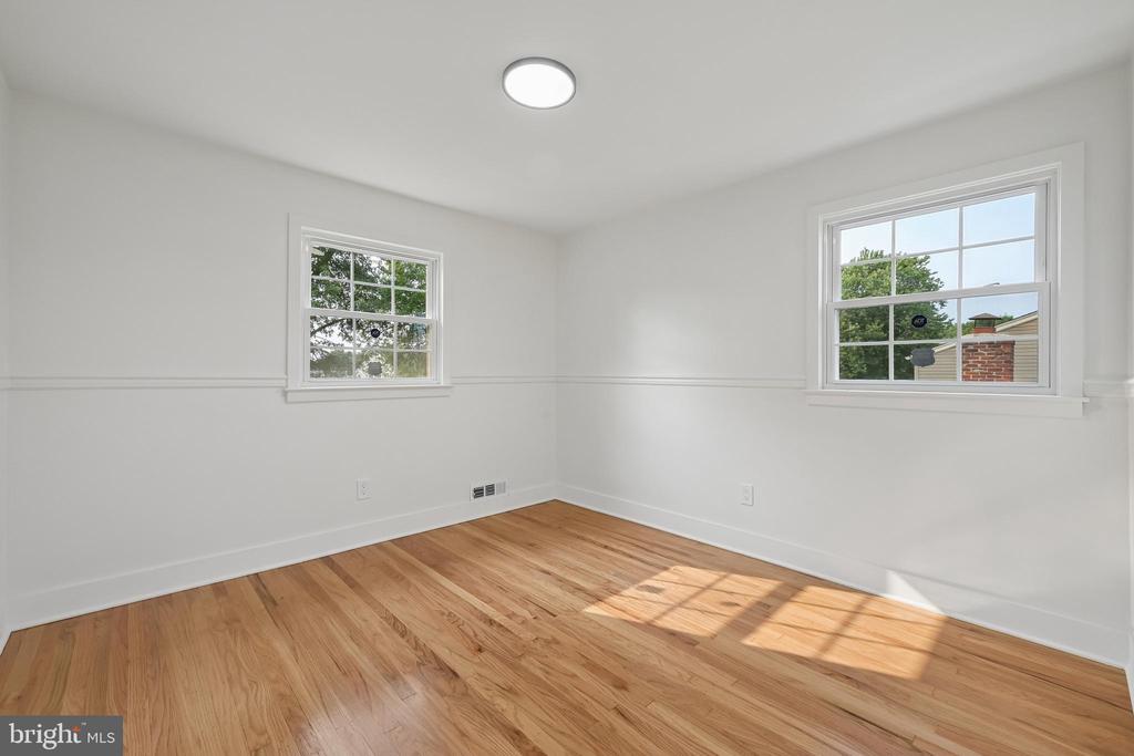 3 KENNINGTON ROAD