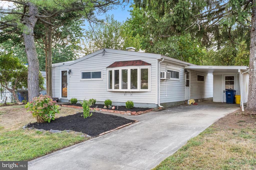 223 RUTH AVENUE