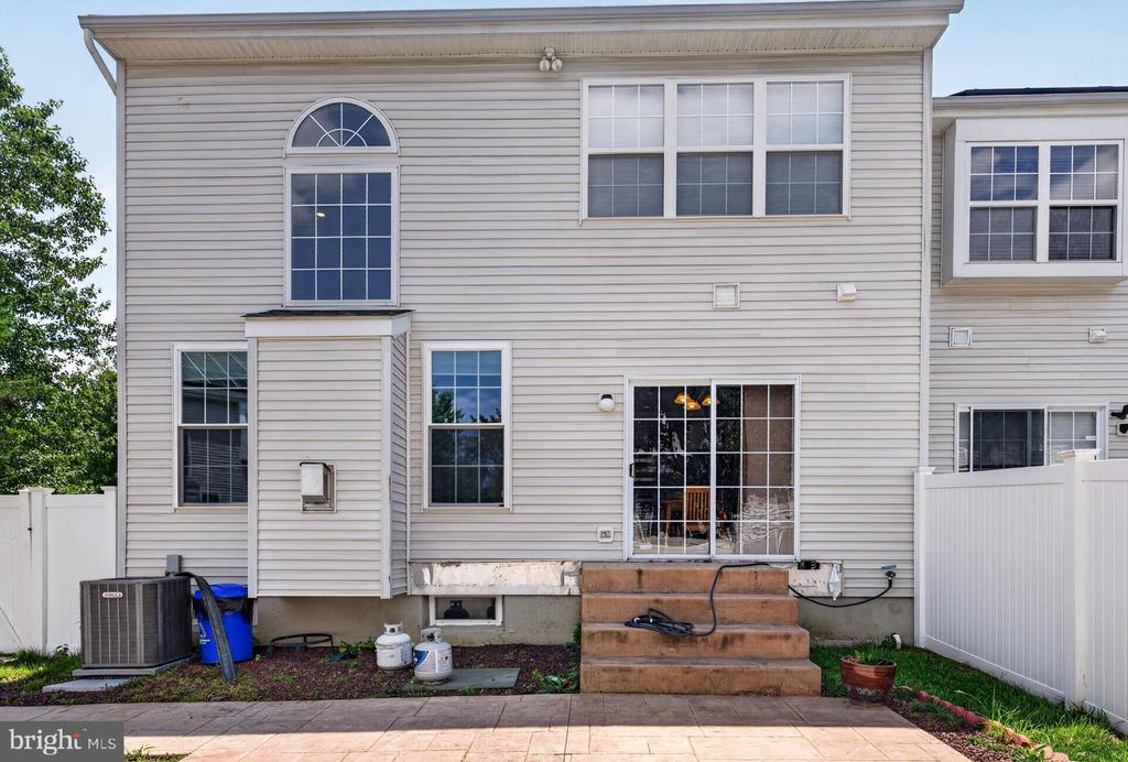 20 CARTER LANE