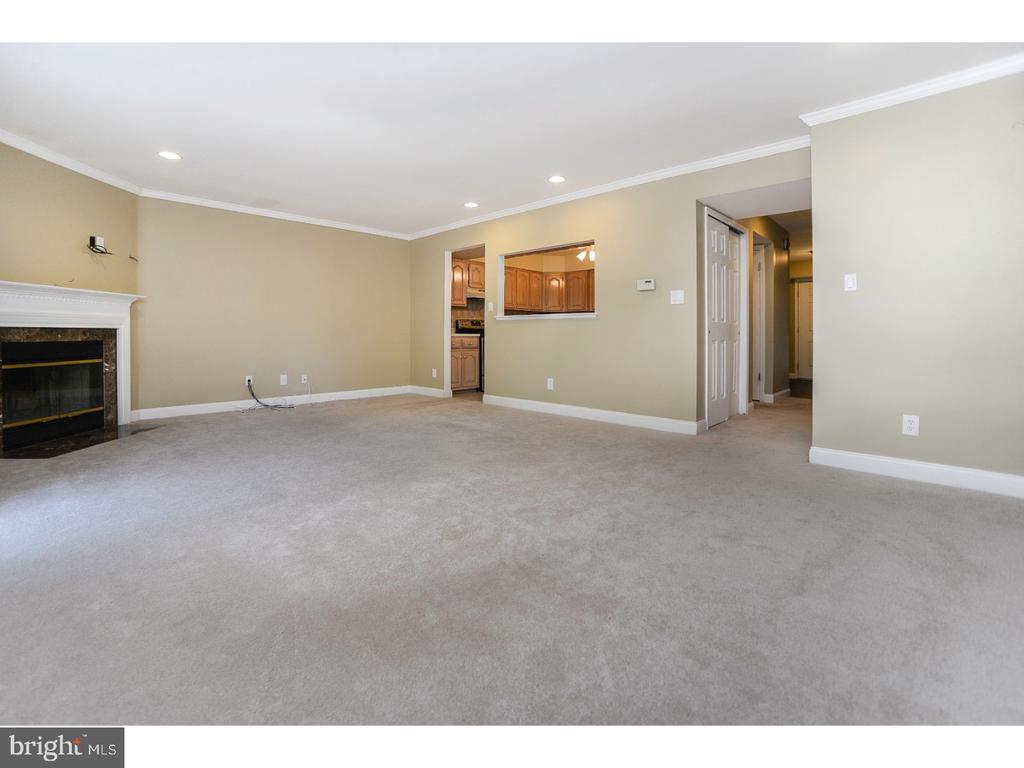 102 HAZELWOOD LANE