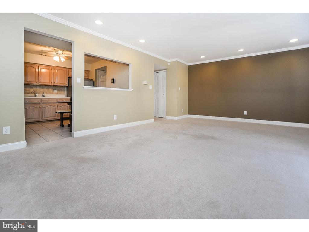 102 HAZELWOOD LANE