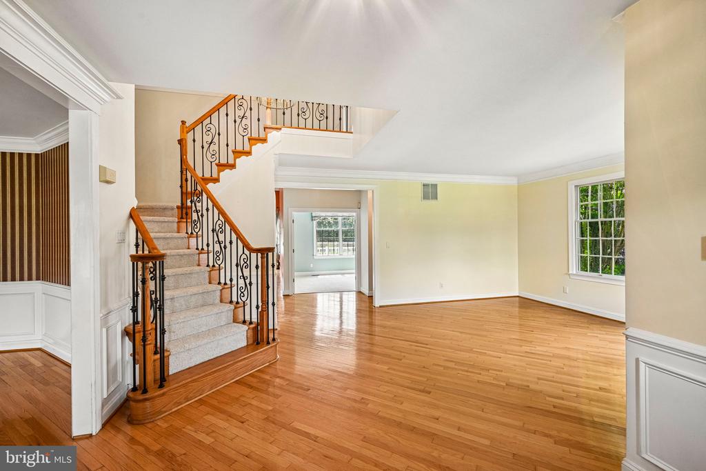 28 CASTLETON LANE