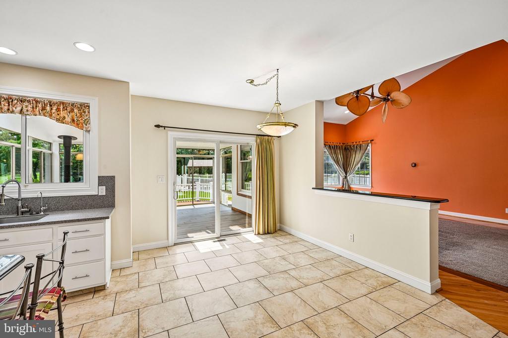 28 CASTLETON LANE