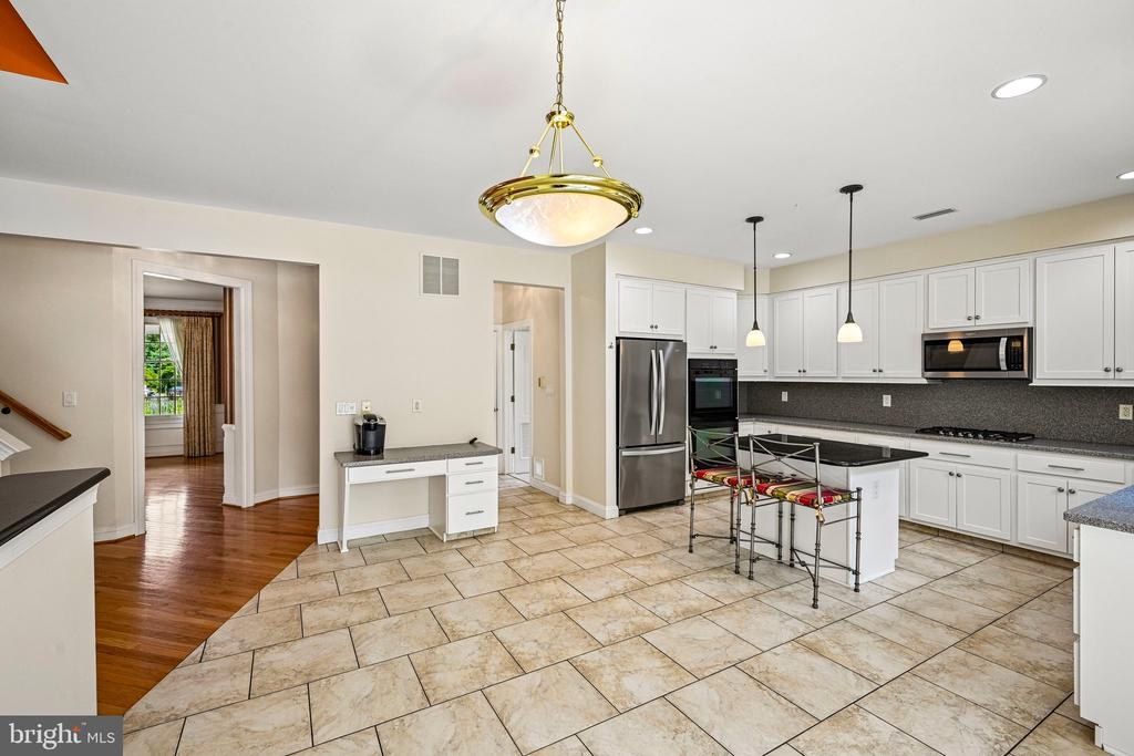 28 CASTLETON LANE