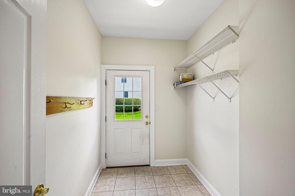 28 CASTLETON LANE