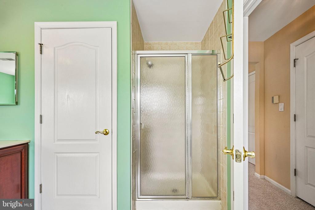 28 CASTLETON LANE