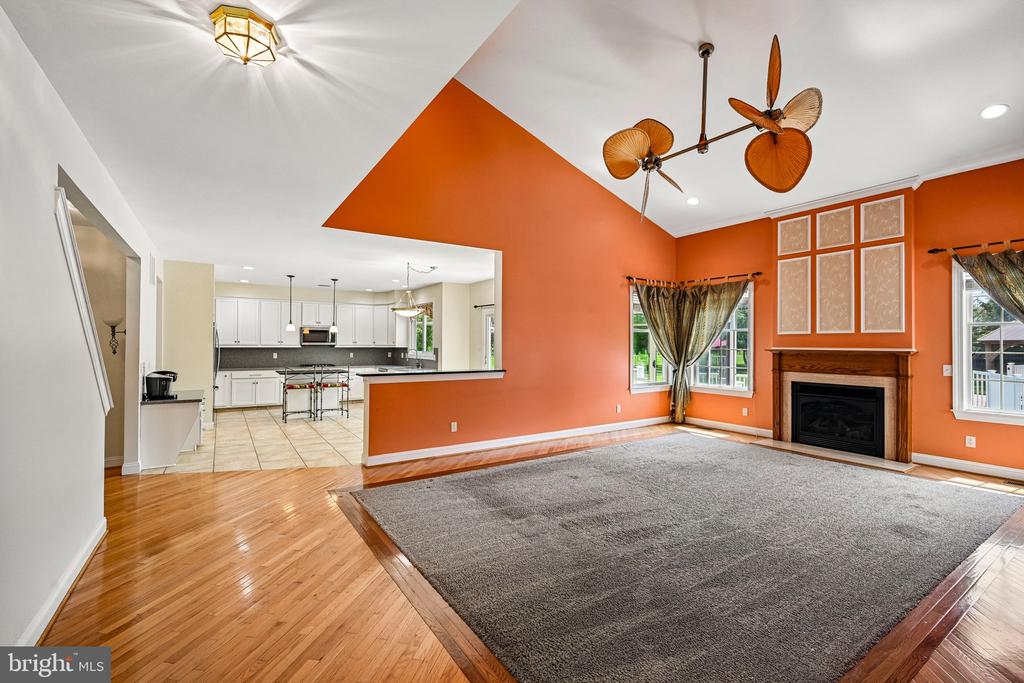 28 CASTLETON LANE