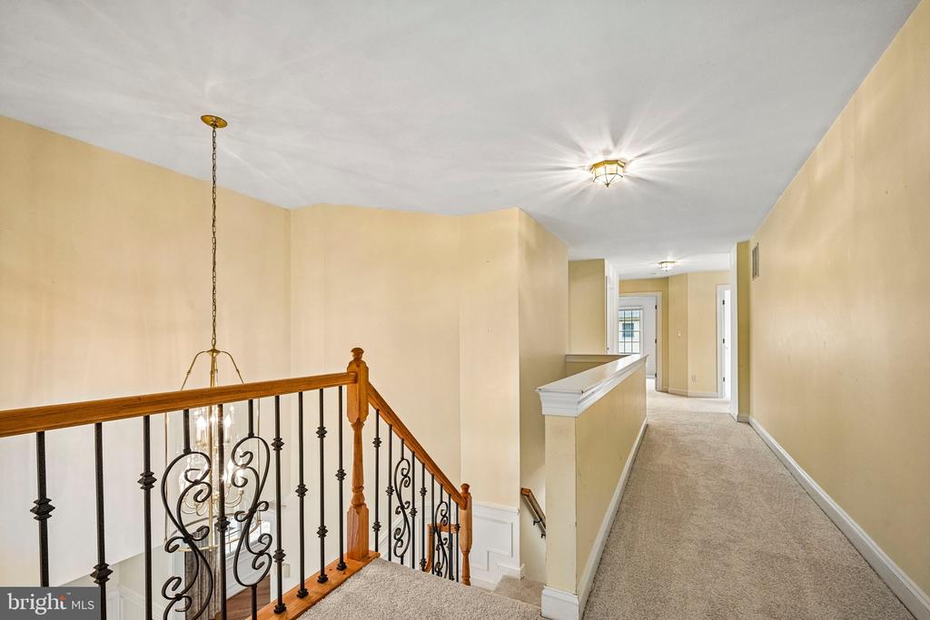 28 CASTLETON LANE