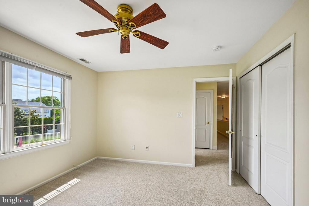 28 CASTLETON LANE