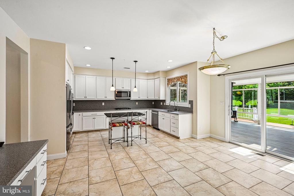 28 CASTLETON LANE