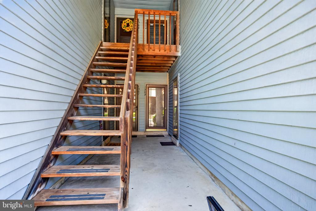 1301 WOODHOLLOW DRIVE