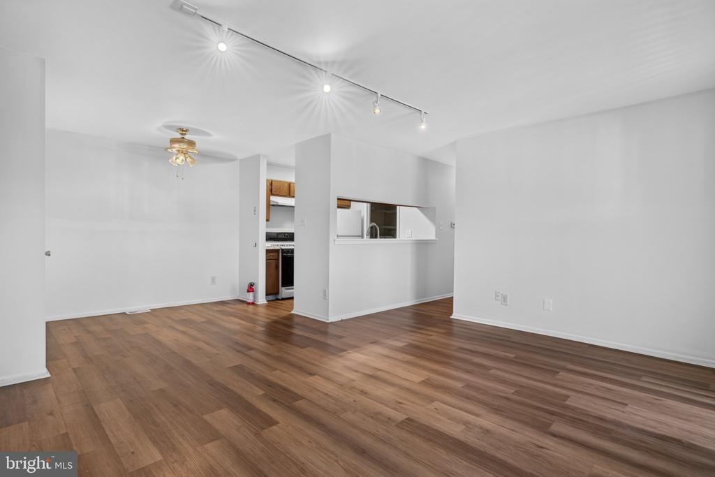 1301 WOODHOLLOW DRIVE