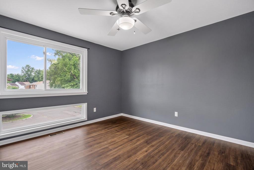 301 BARTON RUN BOULEVARD