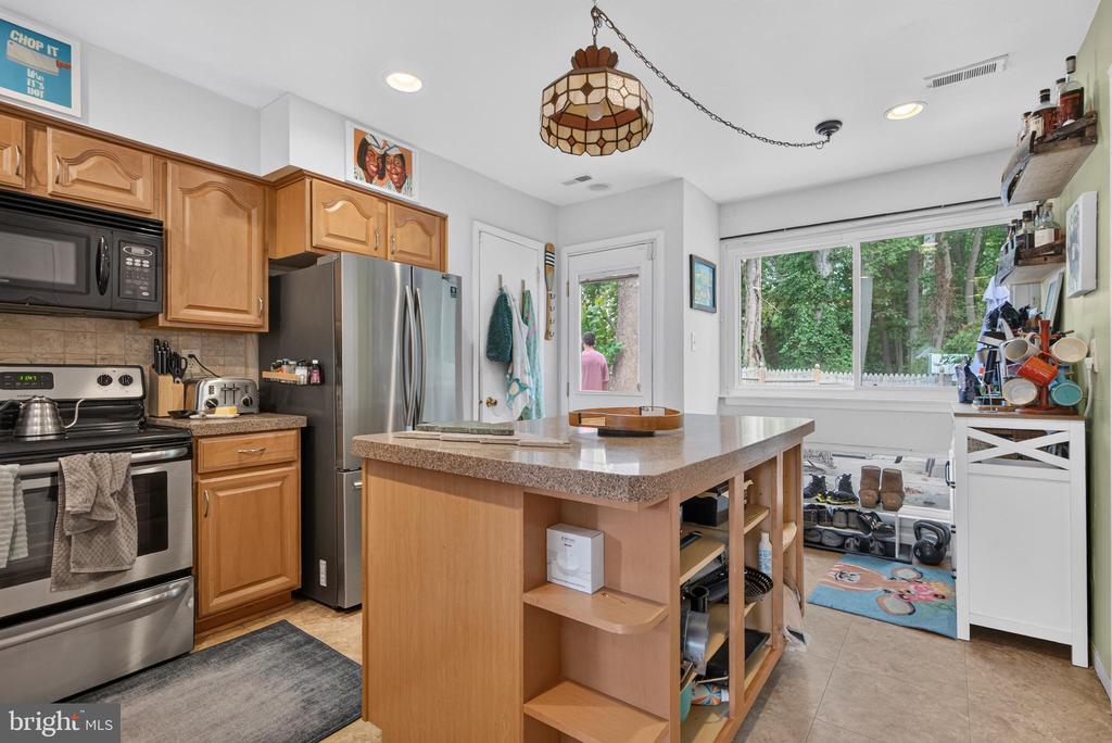 301 BARTON RUN BOULEVARD