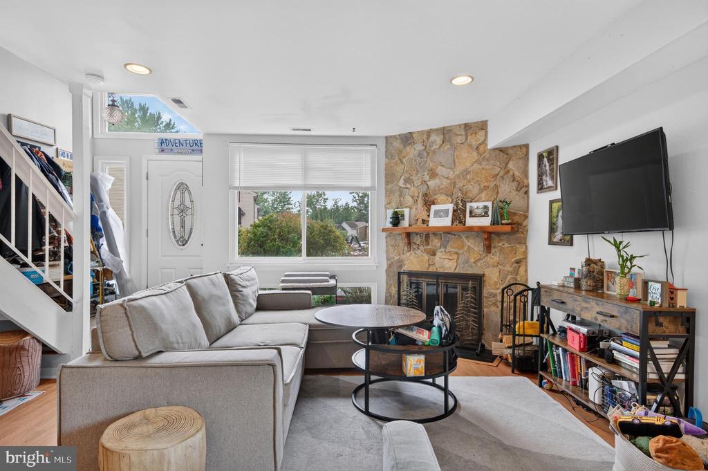 301 BARTON RUN BOULEVARD