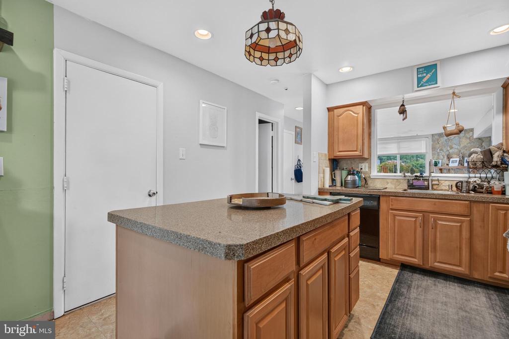 301 BARTON RUN BOULEVARD