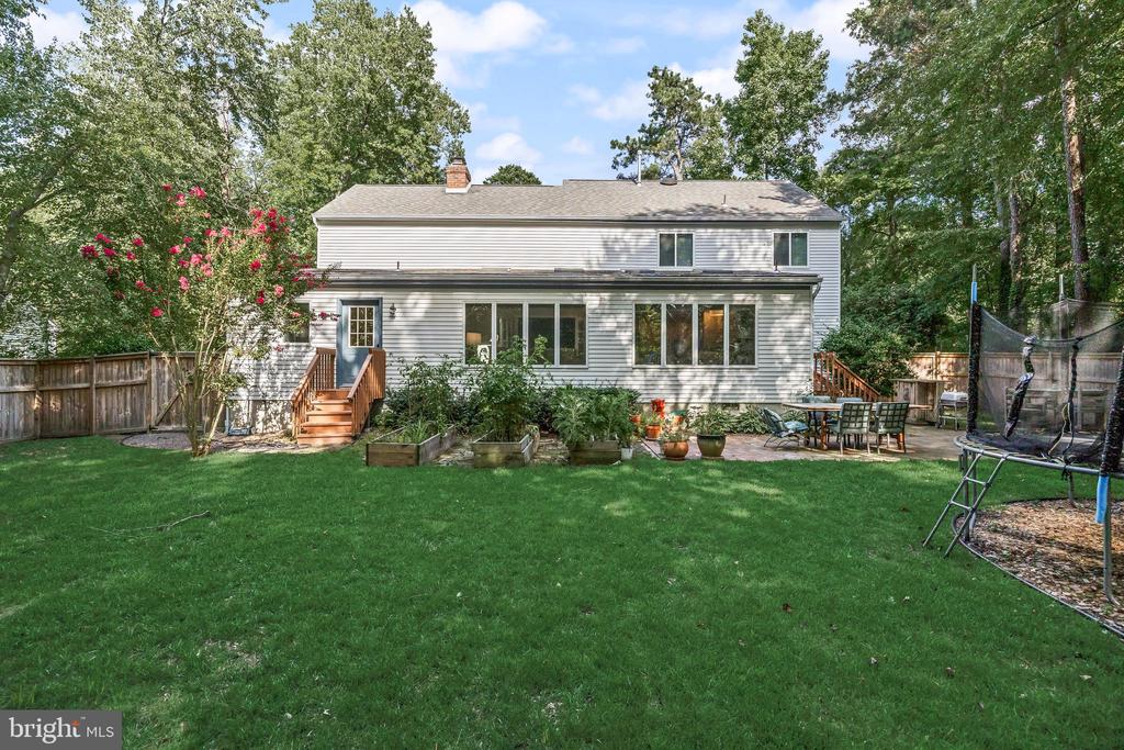 4 YORKSHIRE DRIVE
