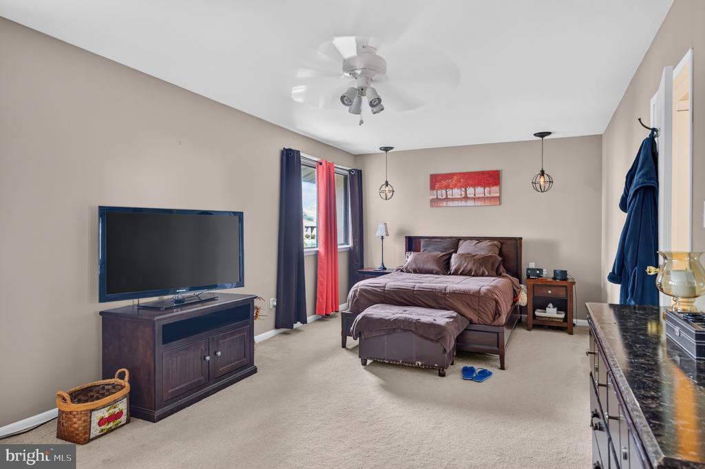 14 TULIP COURT