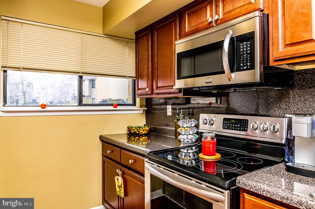 14 TULIP COURT