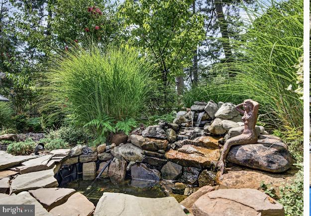 24 MINNETONKA TRAIL