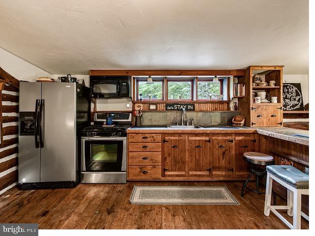 24 MINNETONKA TRAIL