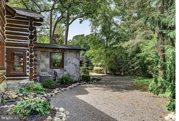 24 MINNETONKA TRAIL