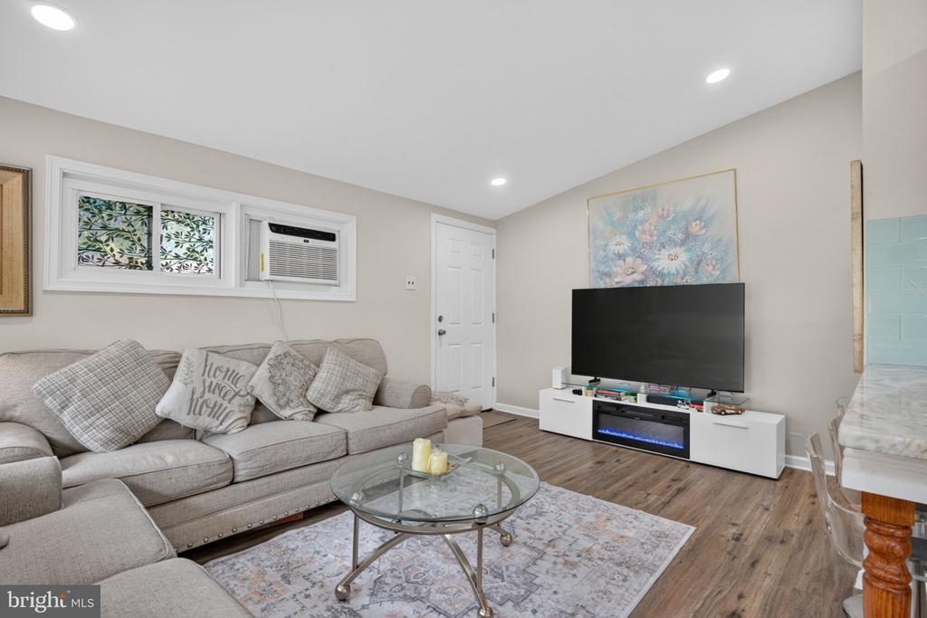 227 RUTH AVENUE