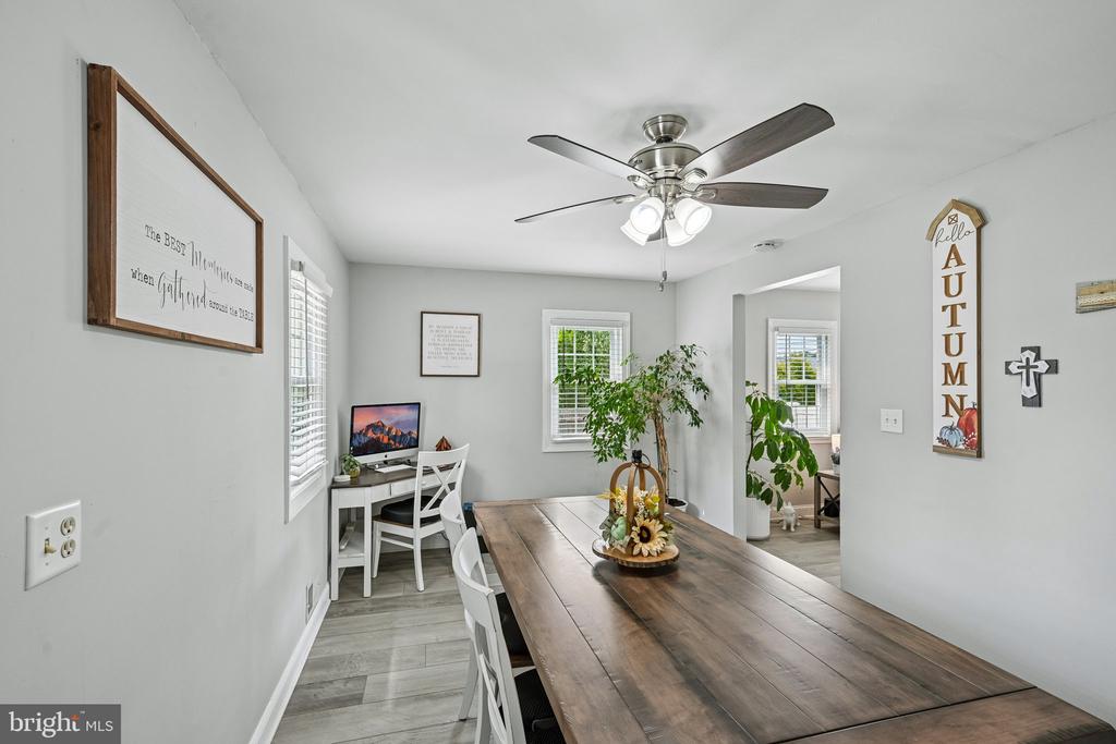 960 WOODLANE ROAD