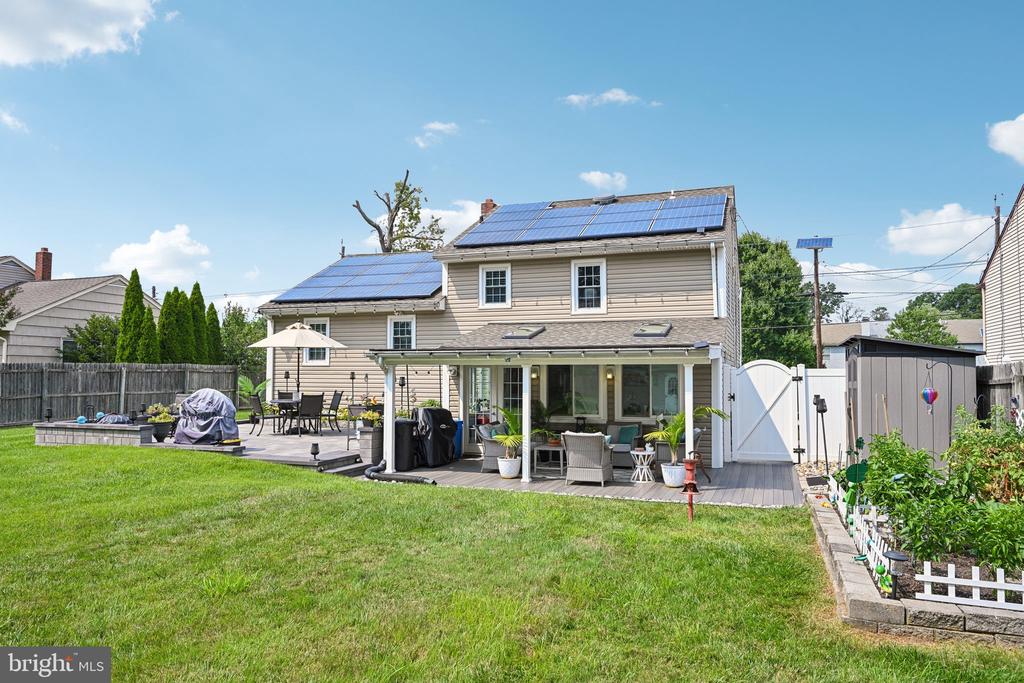 960 WOODLANE ROAD