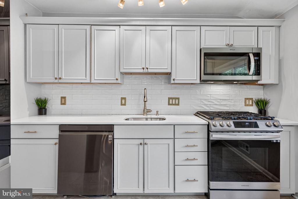 314 MALLARD DRIVE