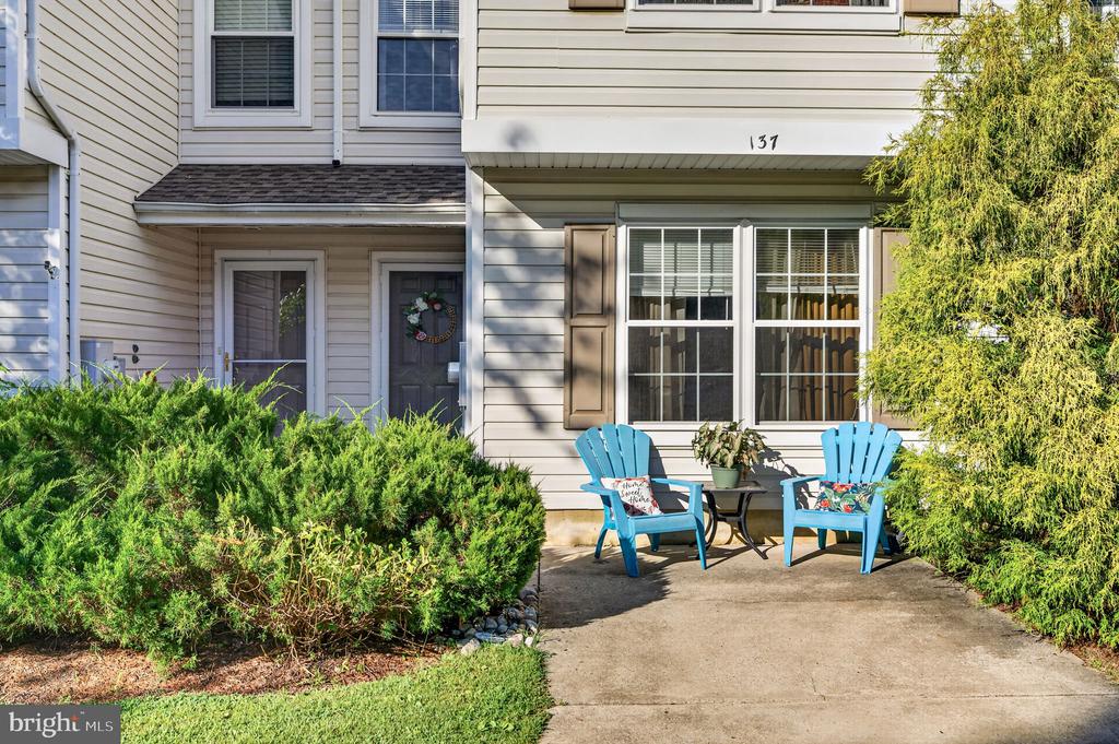 137 BUCKINGHAM WAY