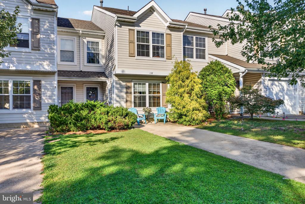137 BUCKINGHAM WAY