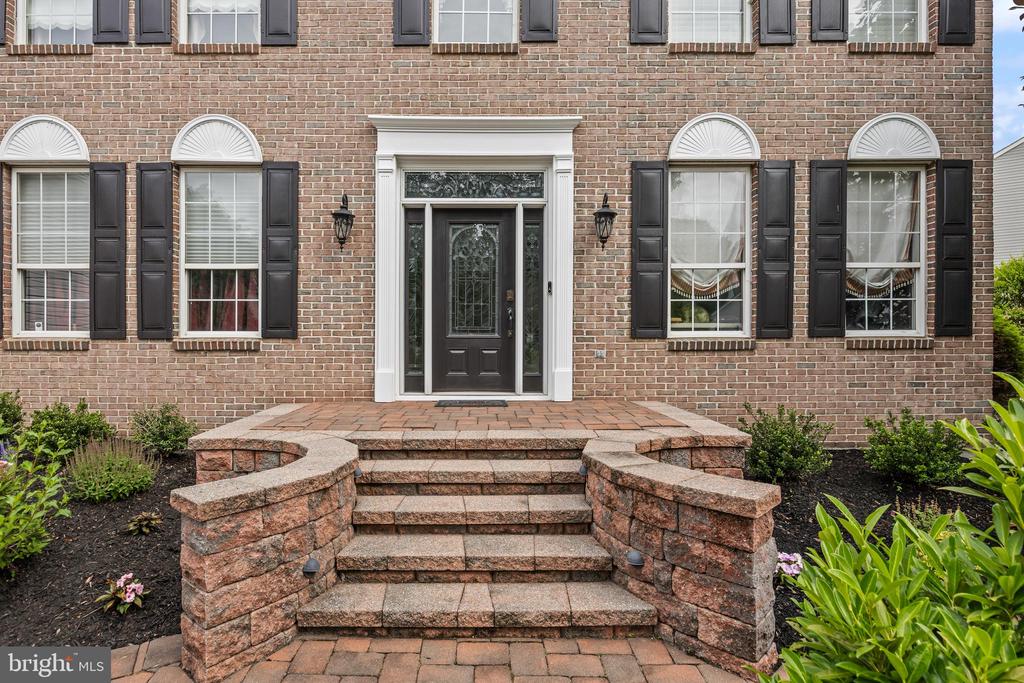 23 EDGEWATER DRIVE