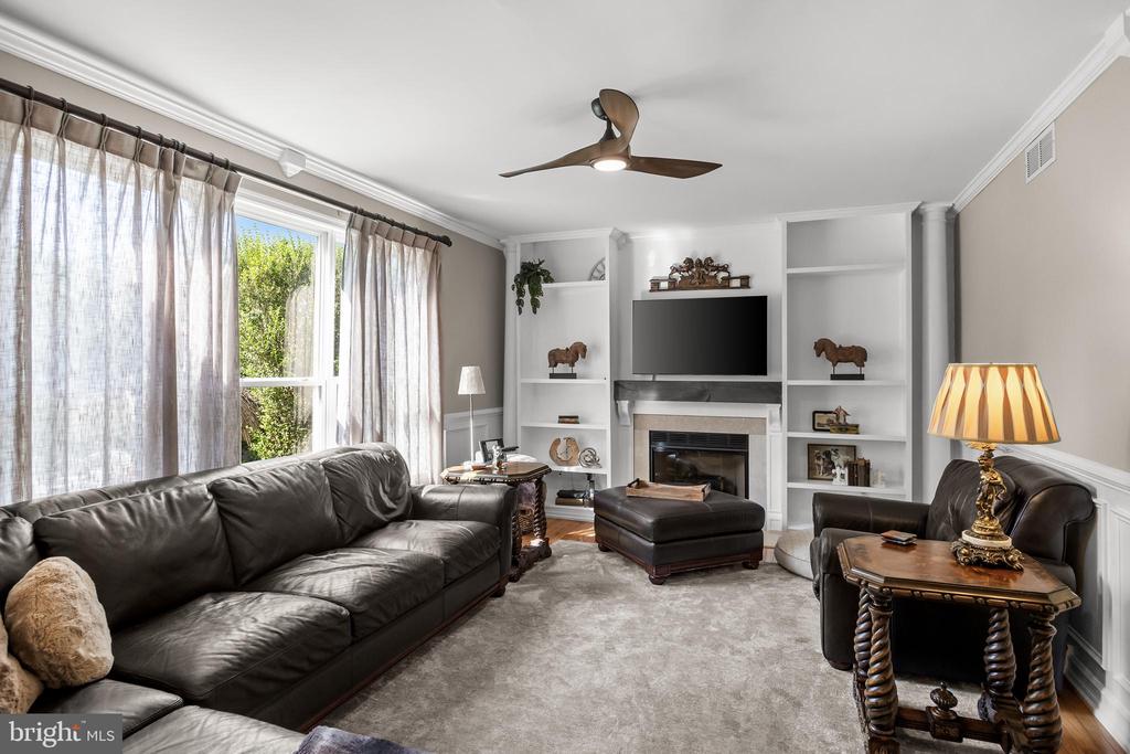 23 EDGEWATER DRIVE