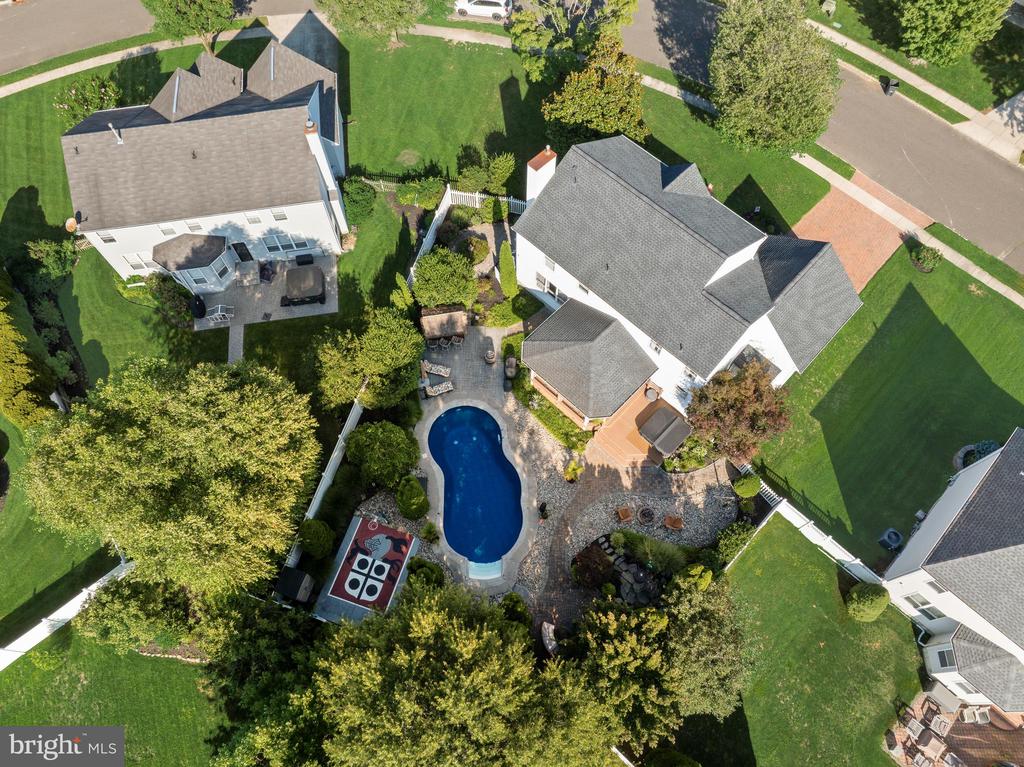 23 EDGEWATER DRIVE