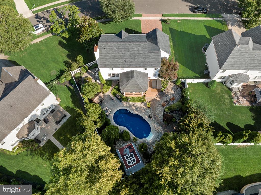 23 EDGEWATER DRIVE
