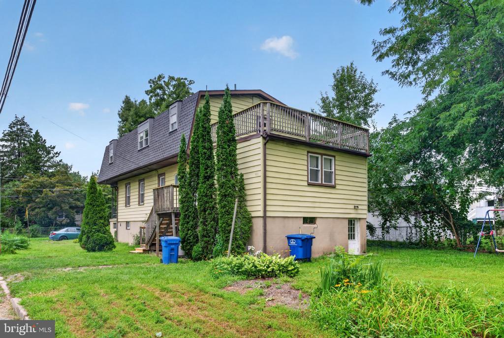 200 B MOORE STREET Unit: B - 2ND FLOOR