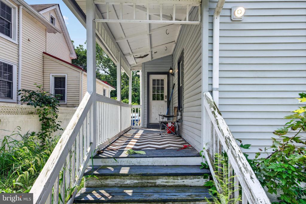 7 EDWARD STREET